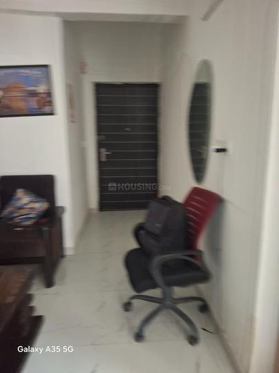 Pivotal Paradise Main Image 1