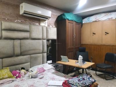 Bedroom Image of 1250 Sq.ft 3 BHK Apartment / Flat for sale in Paschim Vihar New Delhi for Rs. 14500000