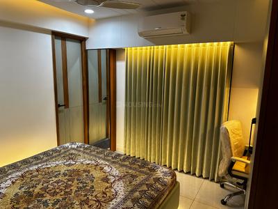Bedroom Image of 1800 Sq.ft 3 BHK Apartment / Flat for sale in Siddharth Xclusive, Sargasan Gandhinagar for Rs. 9800000