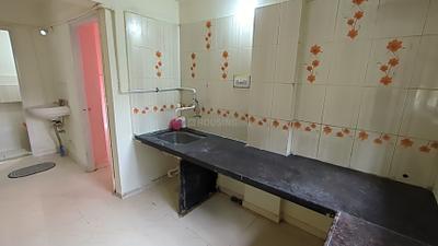 Kitchen Image of 530 Sq.ft 1 BHK Apartment / Flat for sale in Ratan Shivratan Apartments, Dhayari Pune for Rs. 3400000