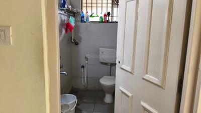 Bathroom Image of 600 Sq.ft 1 BHK Builder Floor for rent in Yemalur Bengaluru for Rs. 25000