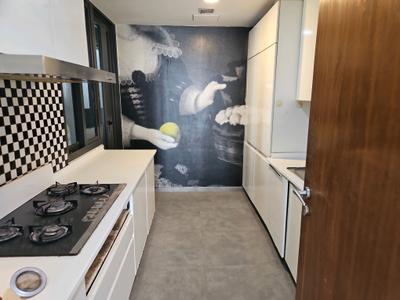 Kitchen Image of 2010 Sq.ft 3 BHK Apartment / Flat for sale in Lodha New Cuffe Parade Lodha Evoq, Sion Mumbai for Rs. 64500000
