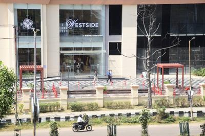 Image of 645 Sq.ft 1 BHK Studio for sale in Viraj BBD Times Square, Gomti Nagar, Lucknow for Rs. 6500000
