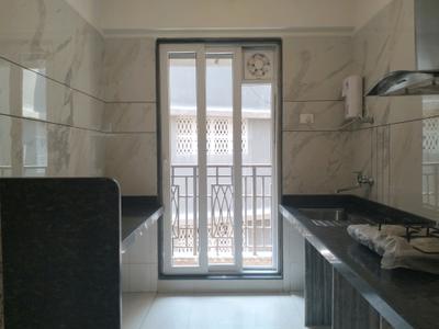 Kitchen Image of 1750 Sq.ft 3 BHK Apartment / Flat for sale in Regius, Kharghar Navi Mumbai for Rs. 28000000