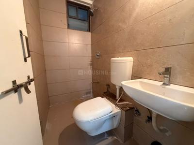 Image of 2000 Sq.ft 3 BHK Apartment / Flat for rent in Dev Parijat, Vaishno Devi Circle, Ahmedabad for Rs. 23000