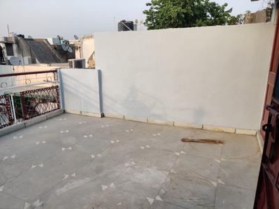 Balcony Image of 900 Sq.ft 2 BHK Duplex for sale in Vikas Kunj, Vikaspuri New Delhi for Rs. 11500000