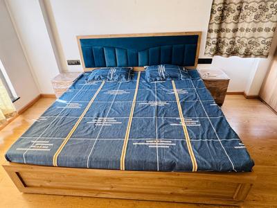 Bedroom Image of 1850 Sq.ft 3 BHK Apartment / Flat for sale in Indraprasth Greens, Shyamal Ahmedabad for Rs. 21000000
