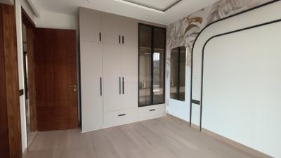Bedroom Image of 2250 Sq.ft 3 BHK Builder Floor for sale in Sector 102 Gurgaon for Rs. 38000000