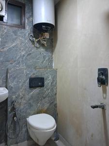 Common Bathroom Image of 1550 Sq.ft 3 BHK Apartment / Flat for rent in Sector 49 Noida for Rs. 30000