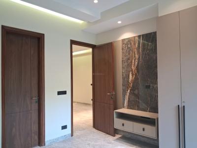 Bedroom Image of 1350 Sq.ft 3 BHK Builder Floor for sale in Paschim Vihar New Delhi for Rs. 28000000
