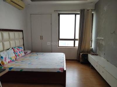 Bedroom Image of 1550 Sq.ft 2 BHK Apartment / Flat for rent in Unitech Fresco, Sector 50 Gurgaon for Rs. 52000