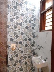 Bedroom One Image of 850 Sq.ft 2 BHK Apartment / Flat for sale in Nawada New Delhi for Rs. 3800000