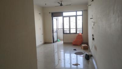 Living Room Image of 1250 Sq.ft 2 BHK Apartment / Flat for rent in Ramprastha Zen Spire, Vaishali Ghaziabad for Rs. 32500