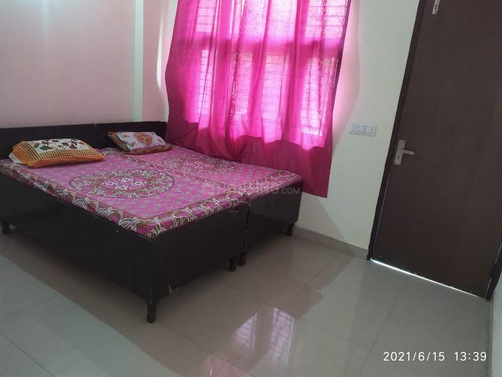 Bedroom Image of Shiva pg in Sector 71, Noida