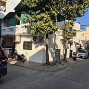 Image of 3000 Sq.ft 4 BHK Independent House for rent in Bodakdev, Ahmedabad for Rs. 80000