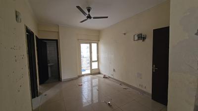 Living Room Image of 759 Sq.ft 2 BHK Apartment / Flat for rent in Panchsheel Hynish, Noida Extension Greater Noida for Rs. 18000