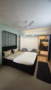 Bedroom Image of 1000 Sq.ft 2 BHK Builder Floor for rent in Sector 122 Noida for Rs. 45000