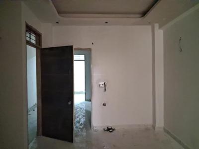Living Room Image of 1050 Sq.ft 2 BHK Apartment / Flat for sale in Sector 101 Noida for Rs. 4400000