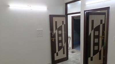 Bedroom Image of 950 Sq.ft 3 BHK Builder Floor for sale in Laxmi Nagar New Delhi for Rs. 7000000