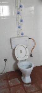 Bathroom Image of 1150 Sq.ft 2 BHK Apartment / Flat for rent in DS Max Spectra, Basapura Bengaluru for Rs. 23000