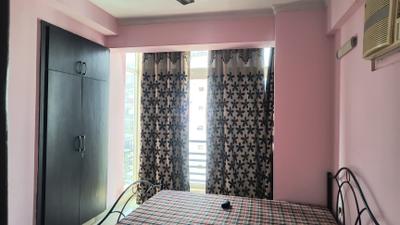 Bedroom Image of 1150 Sq.ft 2.5 BHK Apartment / Flat for rent in Gardenia Glory, Sector 46 Noida for Rs. 41000