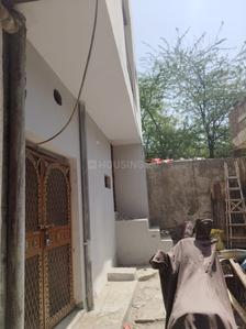 Balcony Image of 675 Sq.ft 5 BHK Independent House for sale in Sangam Vihar New Delhi for Rs. 5400000