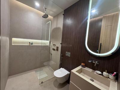 Bathroom Image of 2100 Sq.ft 3 BHK Apartment / Flat for rent in Ayapakkam Chennai for Rs. 90000
