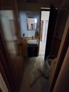 Bathroom Image of 1250 Sq.ft 3 BHK Builder Floor for sale in Vikaspuri New Delhi for Rs. 16000000