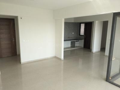 Hall Image of 1700 Sq.ft 3 BHK Apartment / Flat for rent in Vishwa Lake Iksa, Naranpura Ahmedabad for Rs. 35000