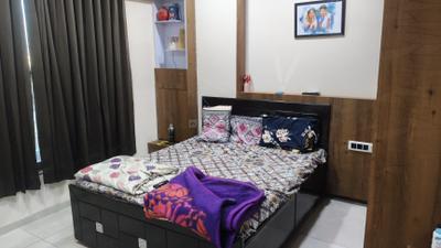 Bedroom Image of 1850 Sq.ft 2 BHK Apartment / Flat for rent in Aavkar Aavkar Emerald Phase 1, Sargasan Gandhinagar for Rs. 33000