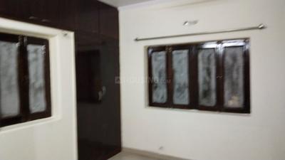 Bedroom Image of 900 Sq.ft 2 BHK Builder Floor for rent in Sheikh Sarai New Delhi for Rs. 44000