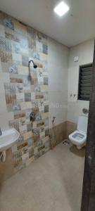 Bathroom Image of 1480 Sq.ft 3 BHK Apartment / Flat for rent in Vishrambag Sangli for Rs. 25000