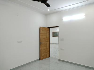 Bedroom Image of 2000 Sq.ft 4 BHK Builder Floor for rent in DDA Karuna Kunj, Sector 3 Dwarka New Delhi for Rs. 55000