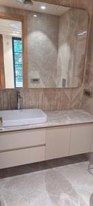 Bathroom Image of 3000 Sq.ft 3 BHK Builder Floor for sale in Defence Colony New Delhi for Rs. 94000000