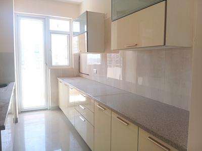 Kitchen Image of 2025 Sq.ft 3 BHK Apartment / Flat for sale in Emaar Imperial Gardens, Sector 102 Gurgaon for Rs. 24500000