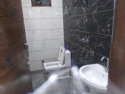 Image of 540 Sq.ft 2 BHK Builder Floor for rent in Uttam Nagar, New Delhi for Rs. 15000