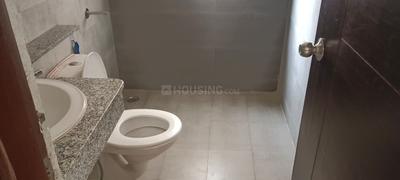 Bathroom Image of 1092 Sq.ft 3 BHK Apartment / Flat for rent in CRC Sublimis, Noida Extension Greater Noida for Rs. 30000