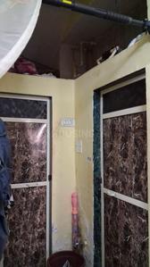 Bathroom Image of 500 Sq.ft 1 BHK Apartment / Flat for rent in Dombivli East Thane for Rs. 7000