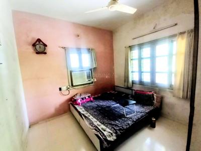 Bedroom Image of 2250 Sq.ft 4 BHK Independent House for sale in Chanakyapuri Ahmedabad for Rs. 32500000