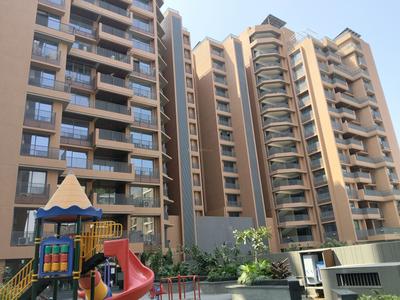 4 BHK Apartment
