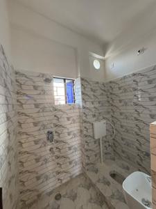Bathroom Image of 650 Sq.ft 1 BHK Independent House for rent in Phulwari Sharif Patna for Rs. 5000