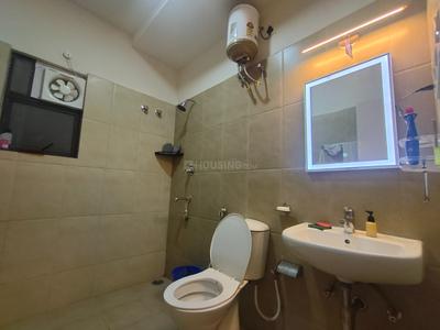 Bathroom Image of 1170 Sq.ft 3 BHK Apartment / Flat for rent in DTC Southern Heights, Joka Kolkata for Rs. 40000