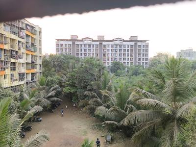 Living Room Image of 872 Sq.ft 2 BHK Apartment / Flat for sale in Kalyan West Kalyan for Rs. 6000000