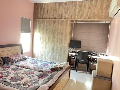 Bedroom Image of 1950 Sq.ft 3 BHK Apartment / Flat for sale in Bhayli Vadodara for Rs. 8800000