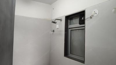 Image of 606 Sq.ft 2 BHK Apartment / Flat for rent in Kaveri Heights, Ghatkopar East, Mumbai for Rs. 60000