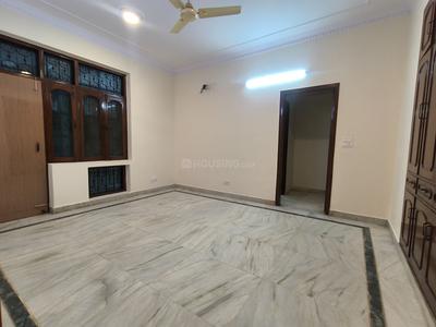 Bedroom Image of 5000 Sq.ft 5 BHK Independent House for rent in Sector 40 Noida for Rs. 160000