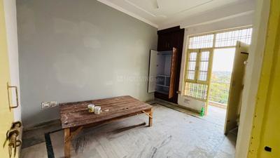 Bedroom Image of 1000 Sq.ft 2 BHK Apartment / Flat for rent in Chinhat Lucknow for Rs. 13000