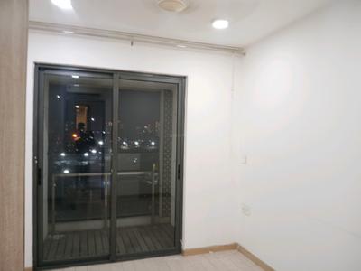Bedroom Image of 800 Sq.ft 2 BHK Apartment / Flat for sale in Colaba Mumbai for Rs. 32500000