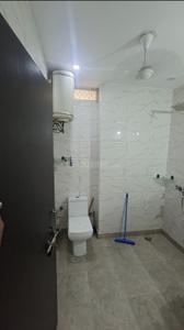 Image of 950 Sq.ft 2 BHK Apartment / Flat for rent in Vikaspuri, New Delhi for Rs. 26000