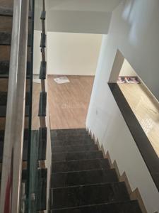 Image of 2100 Sq.ft 4 BHK Duplex for rent in Agrawal Sagar Heritage, Bawadiya Kalan, Bhopal for Rs. 40000